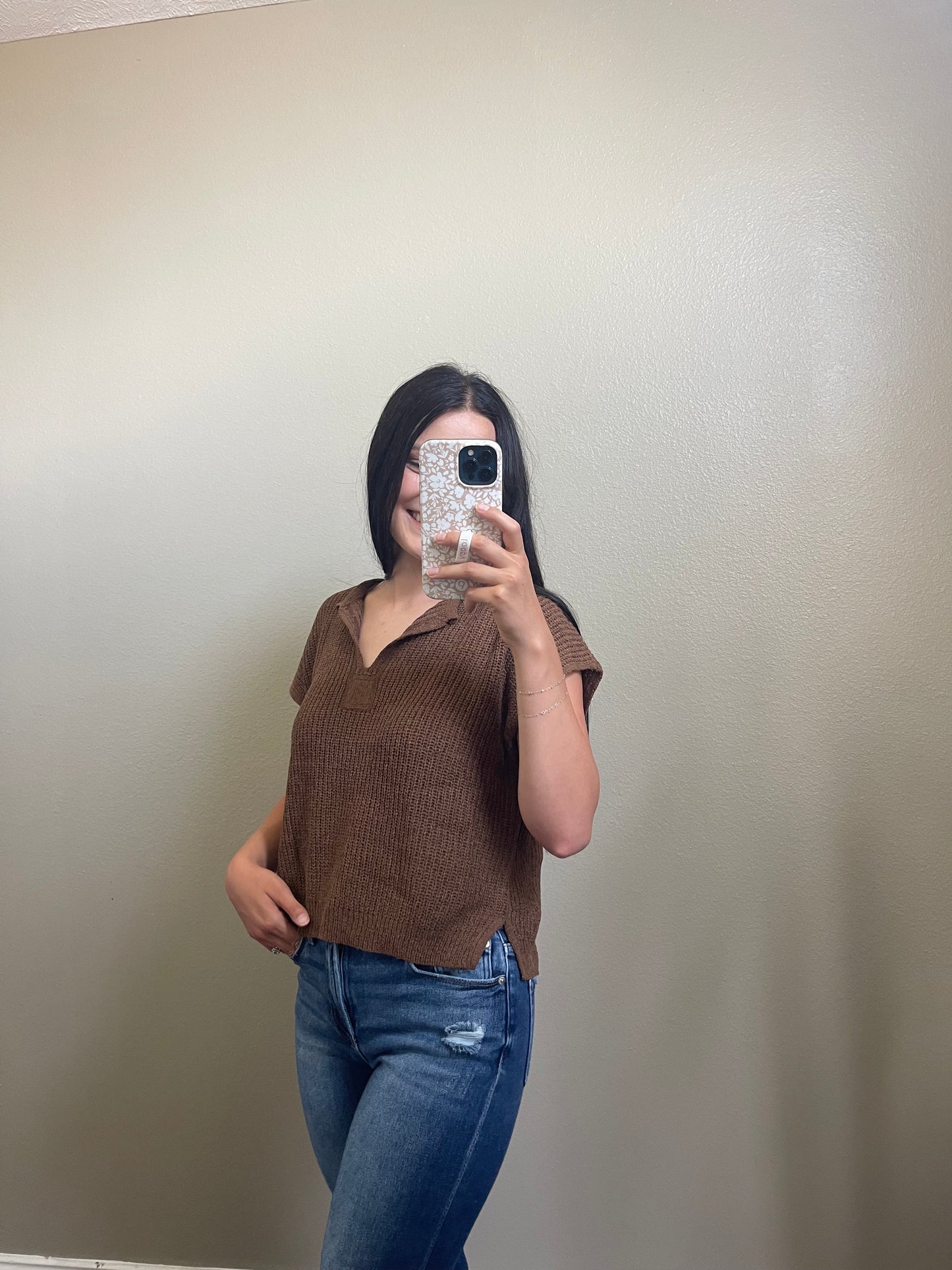 Light weight cropped sweater top