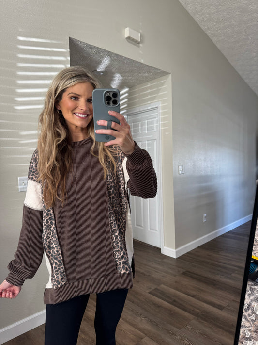 Leopard top